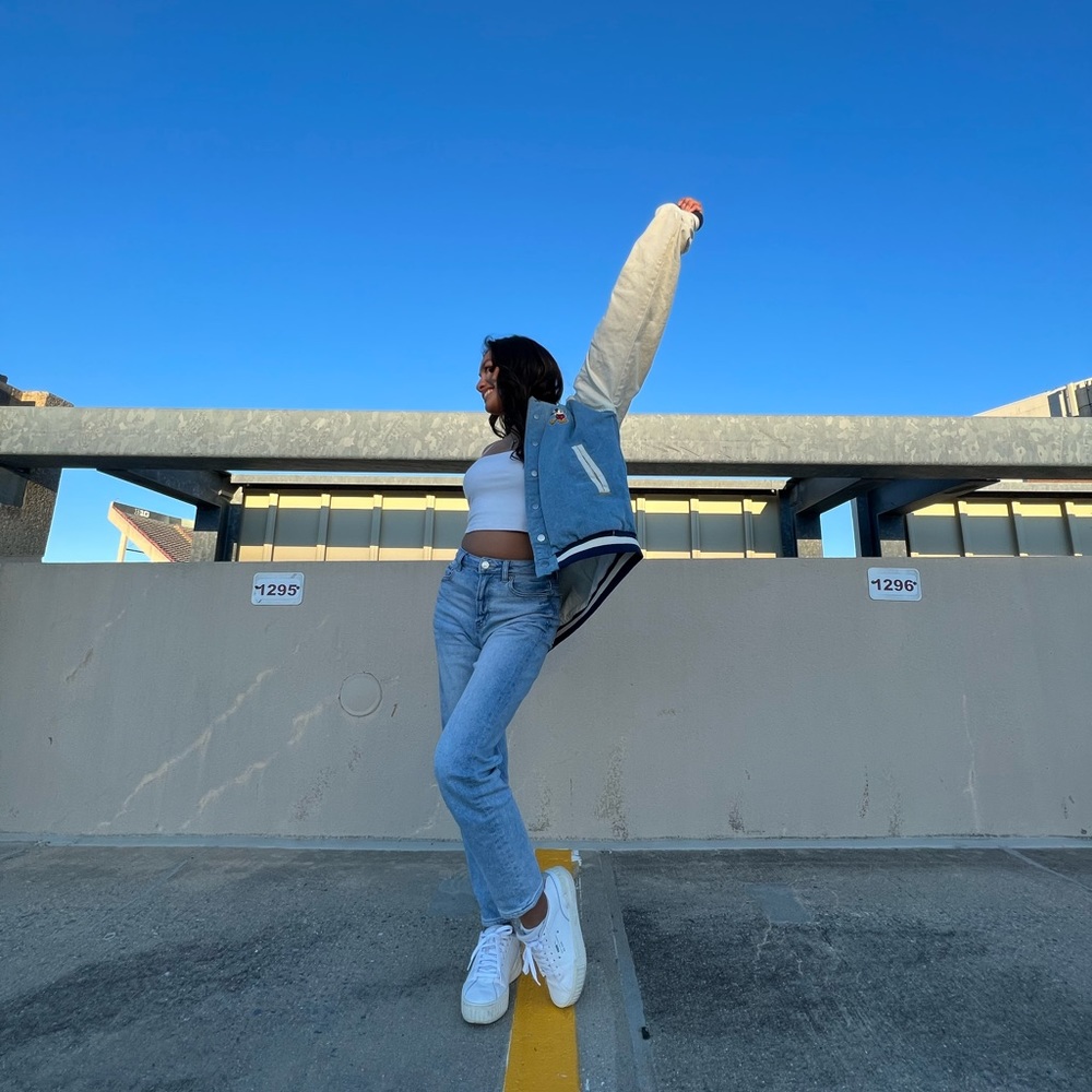 Meet your Posher, Angelina